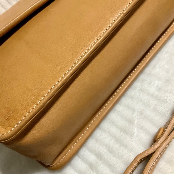 Vintage Calvin Klein Tan Leather Convertible Clutch Crossbody - Picture 4 of 13